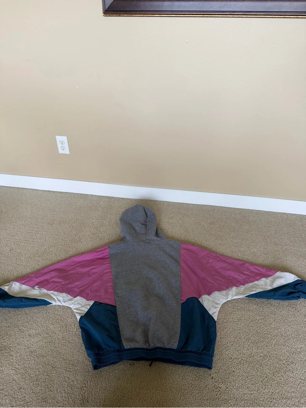 Nike Colorblock Hooded windbreaker in Gray, Pink & Teal